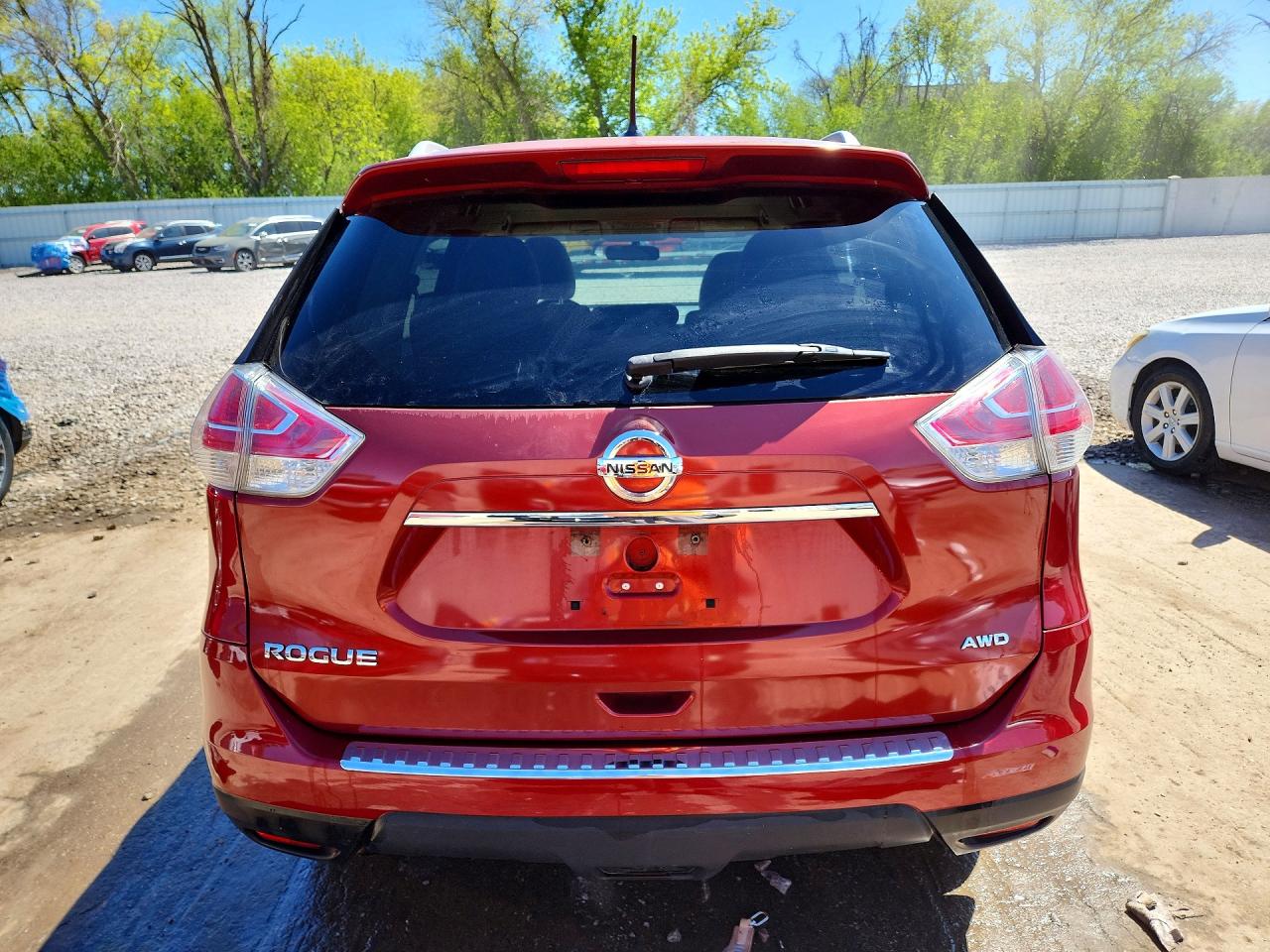 2016 NISSAN ROGUE S photo 6