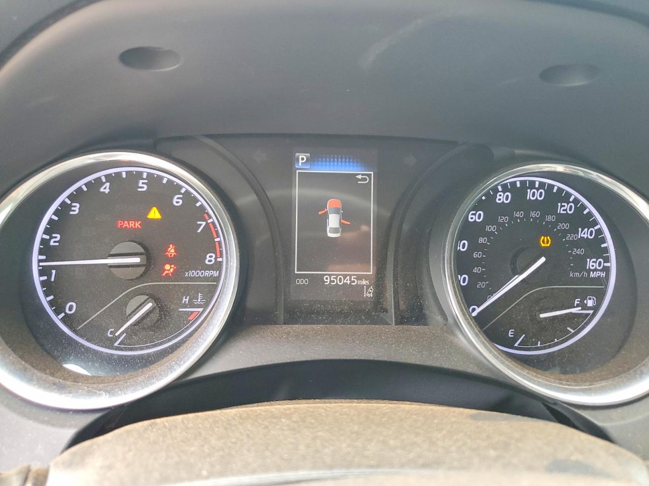 2020 TOYOTA CAMRY LE photo 17