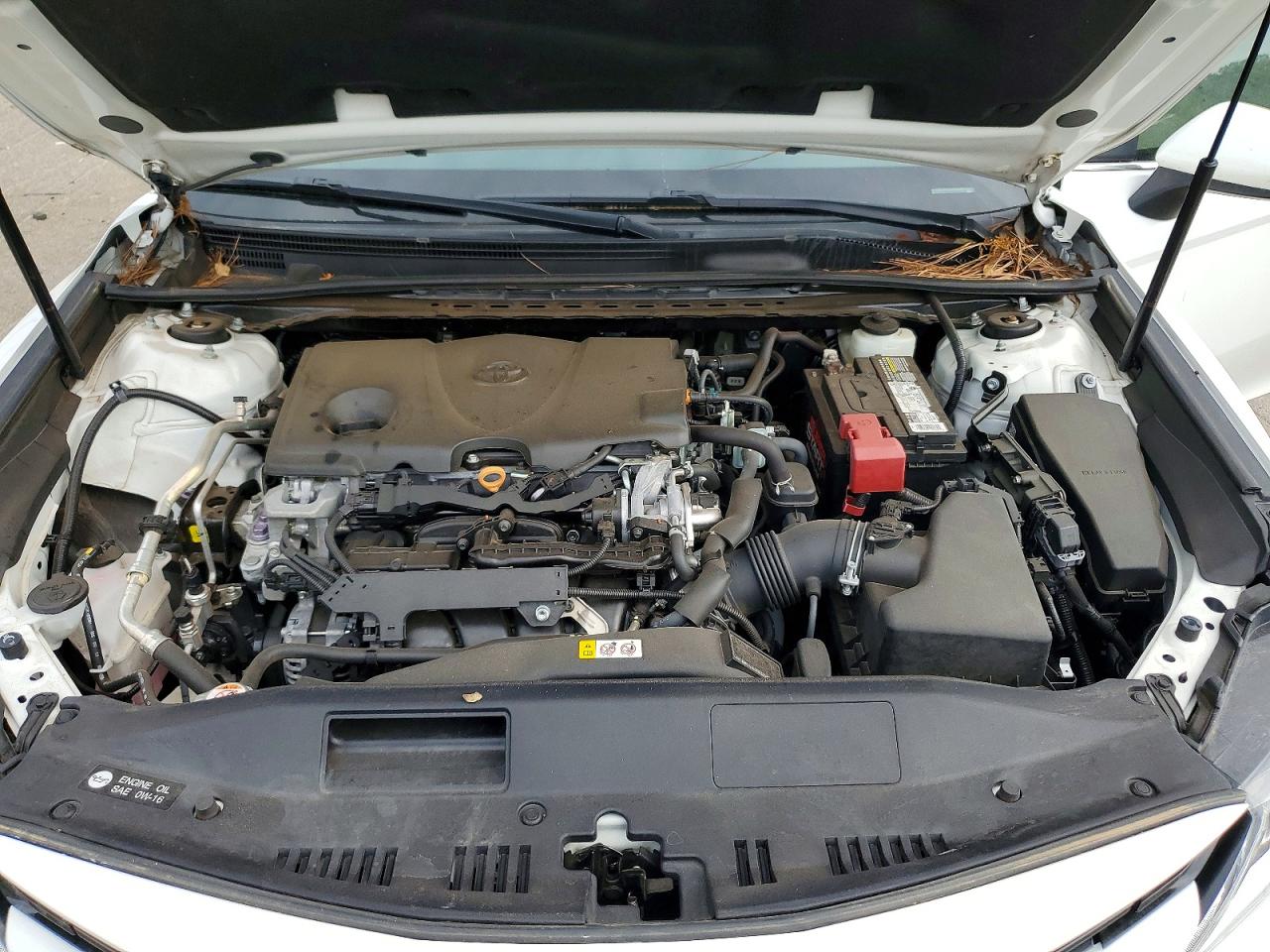 2020 TOYOTA CAMRY LE photo 21