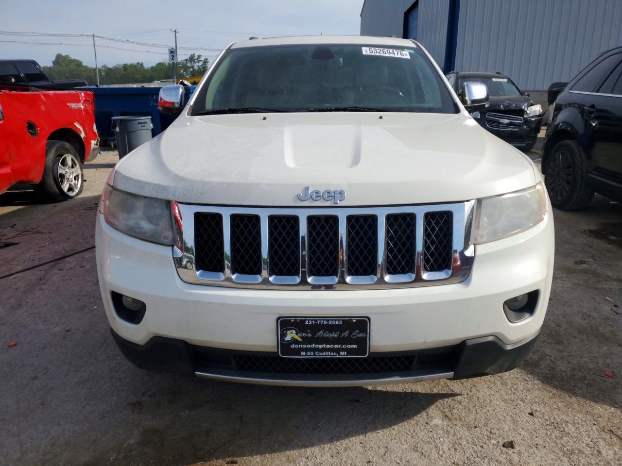 2011 JEEP GRAND CHEROKEE OVERLAND photo 13