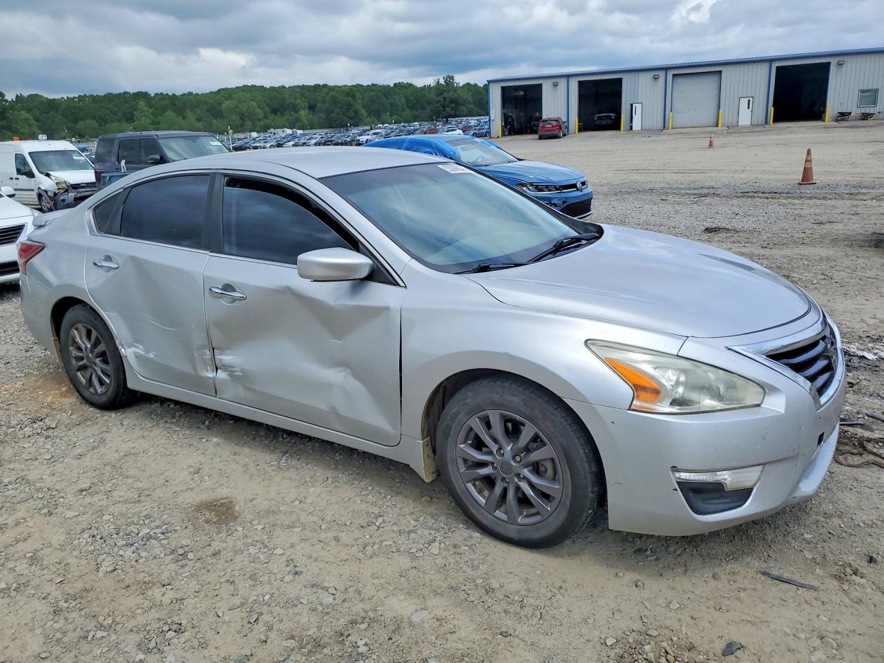 2015 NISSAN ALTIMA 2.5 S photo 4