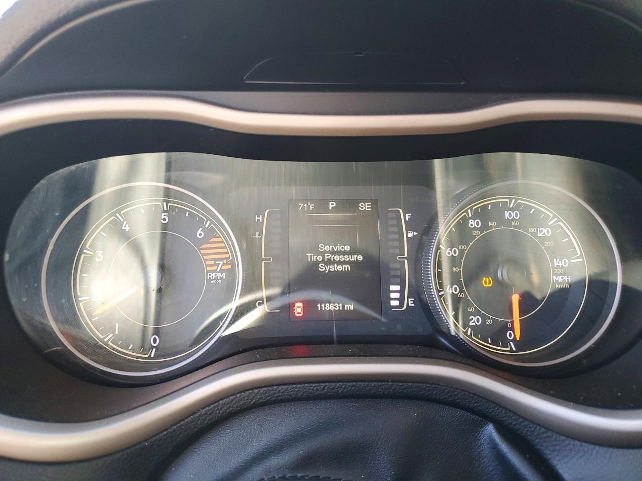 2016 JEEP CHEROKEE LATITUDE photo 17