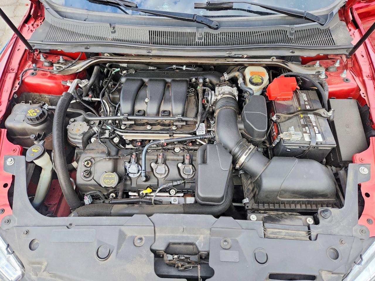 2016 FORD TAURUS SEL photo 31