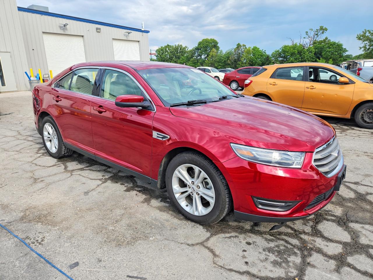 2016 FORD TAURUS SEL photo 10