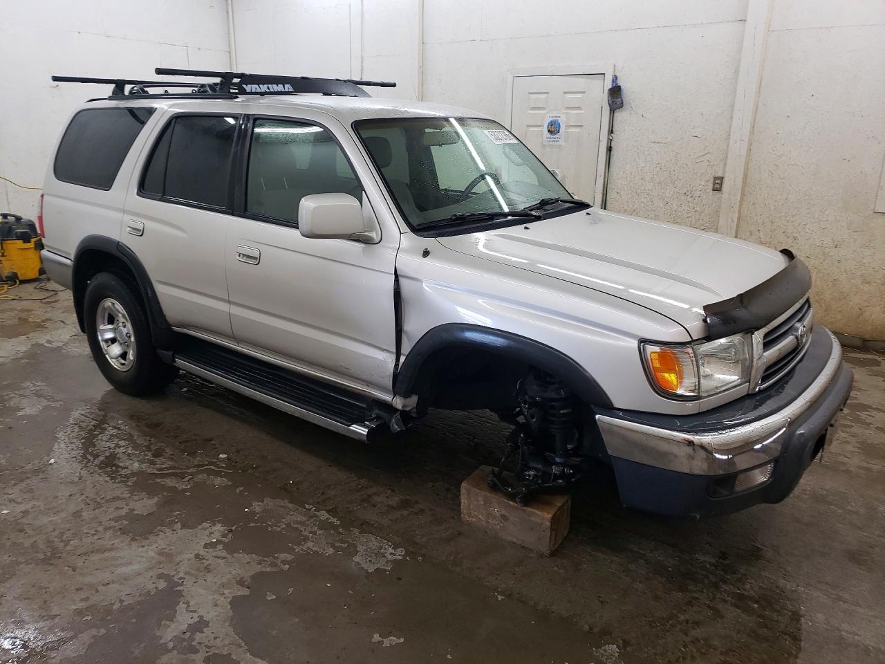 1999 TOYOTA 4RUNNER SR5 photo 4