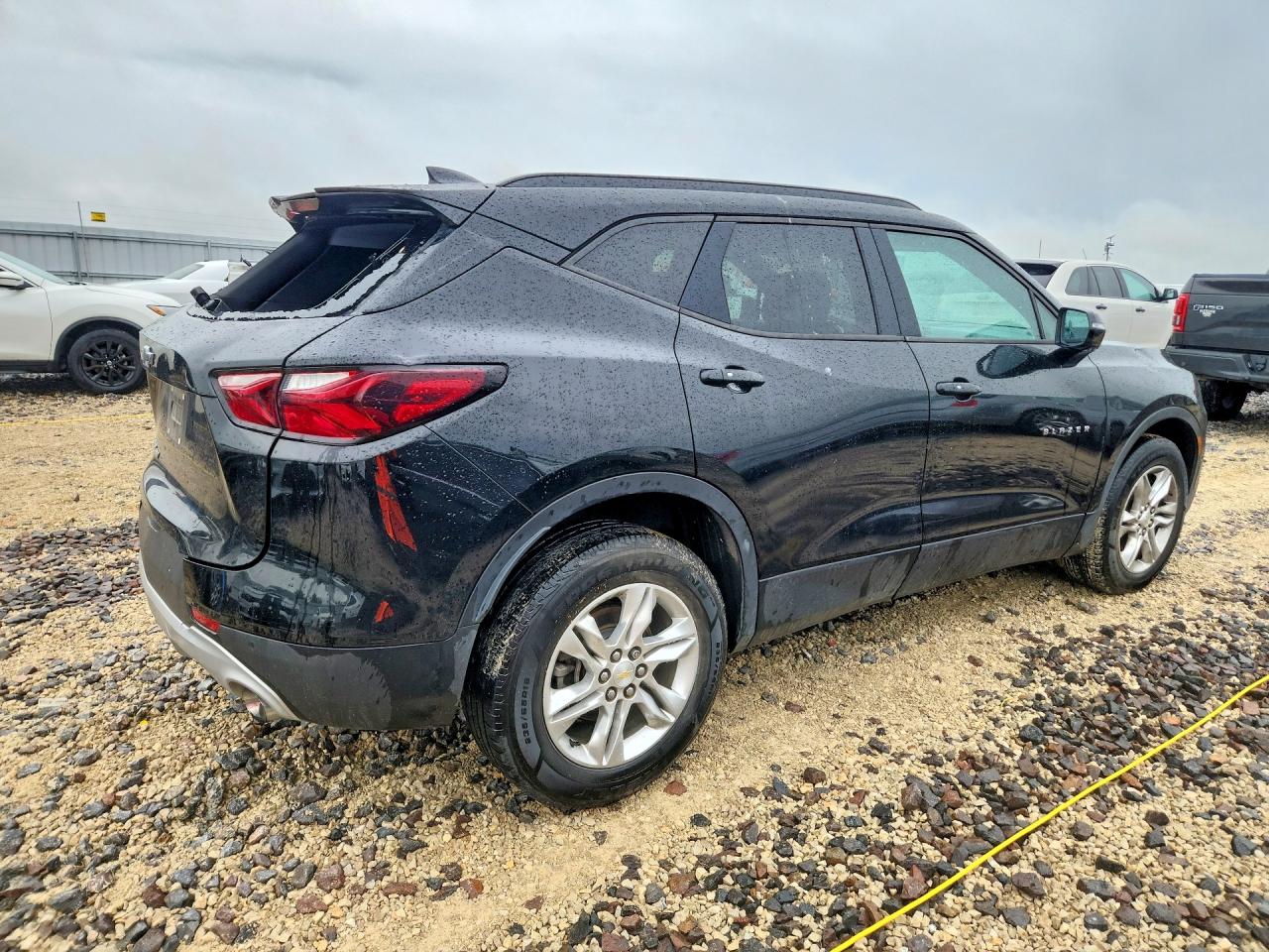 2020 CHEVROLET BLAZER 2LT photo 3