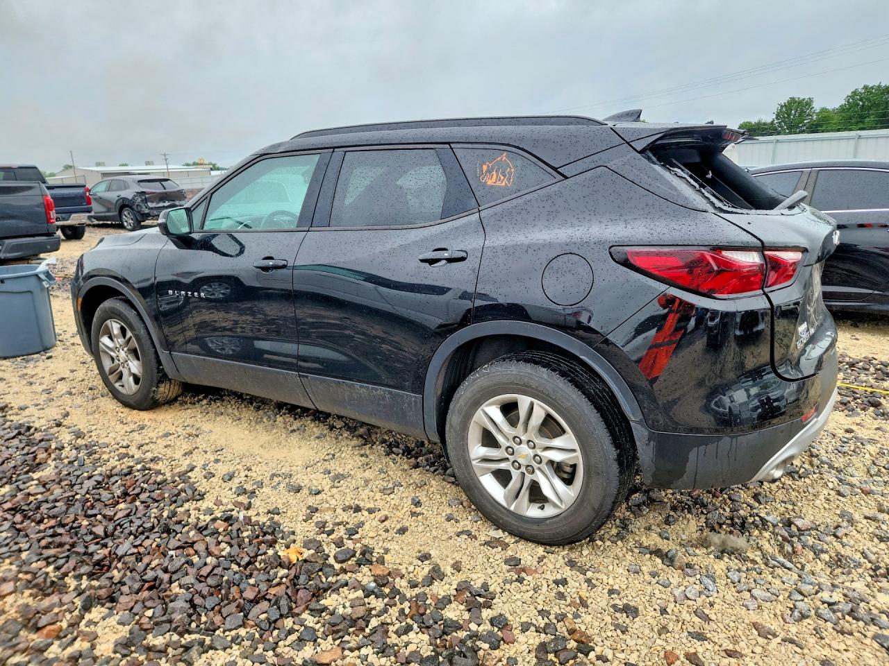 2020 CHEVROLET BLAZER 2LT photo 2