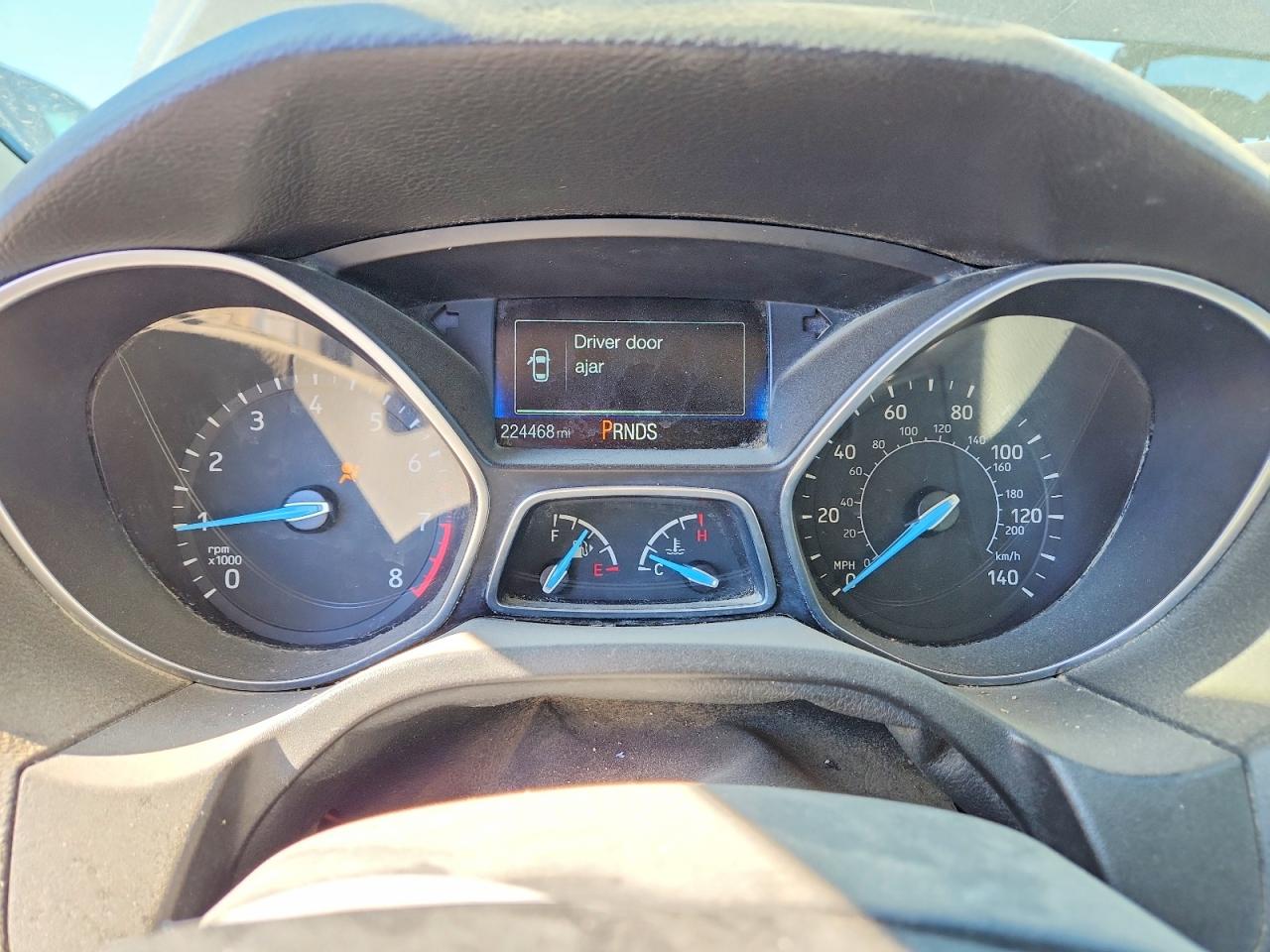 2015 FORD FOCUS SE photo 17