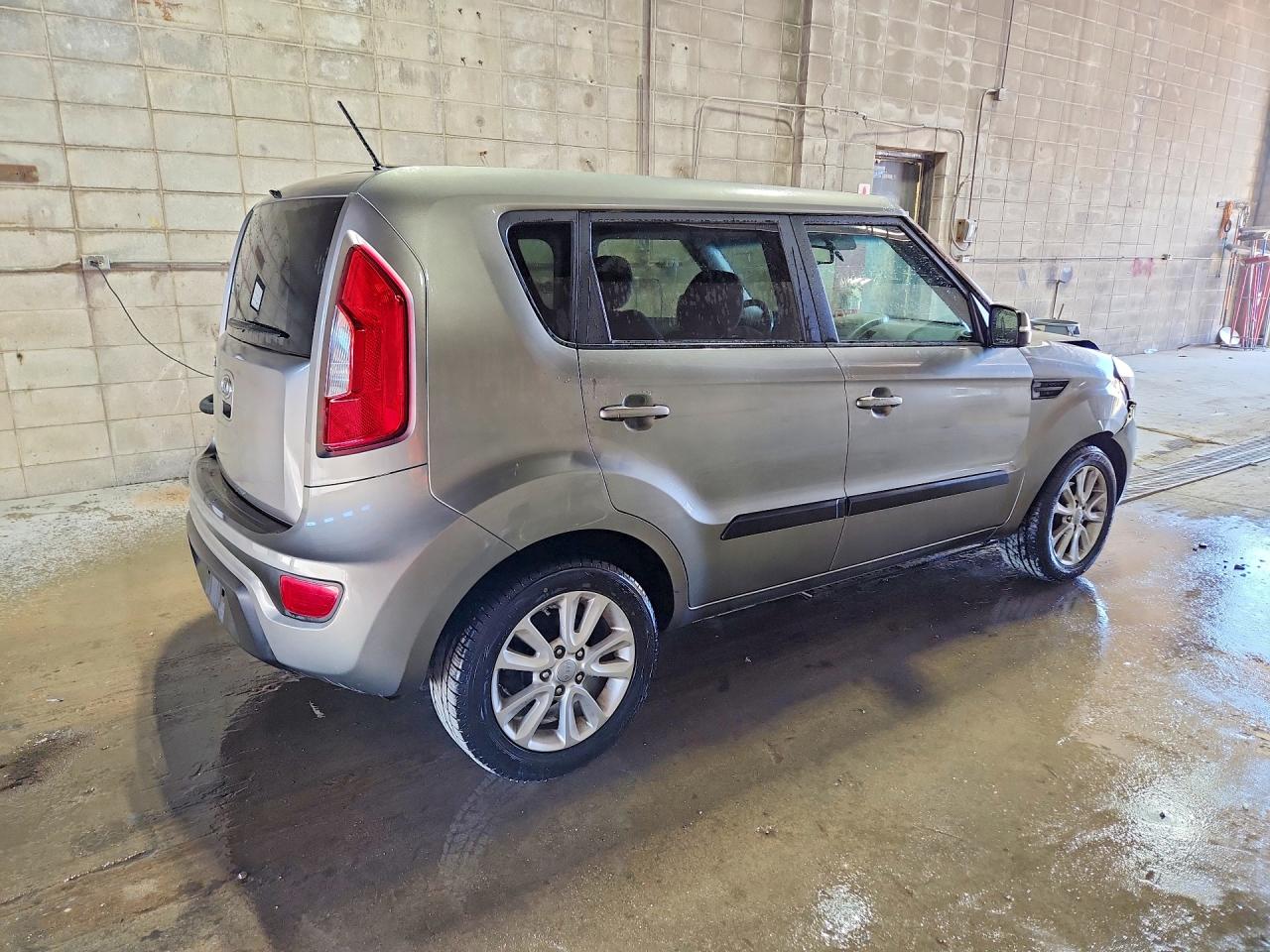 2012 KIA SOUL + photo 5