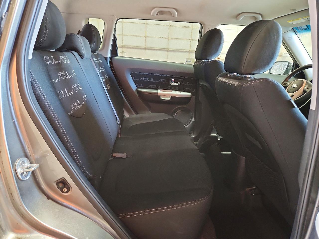 2012 KIA SOUL + photo 21