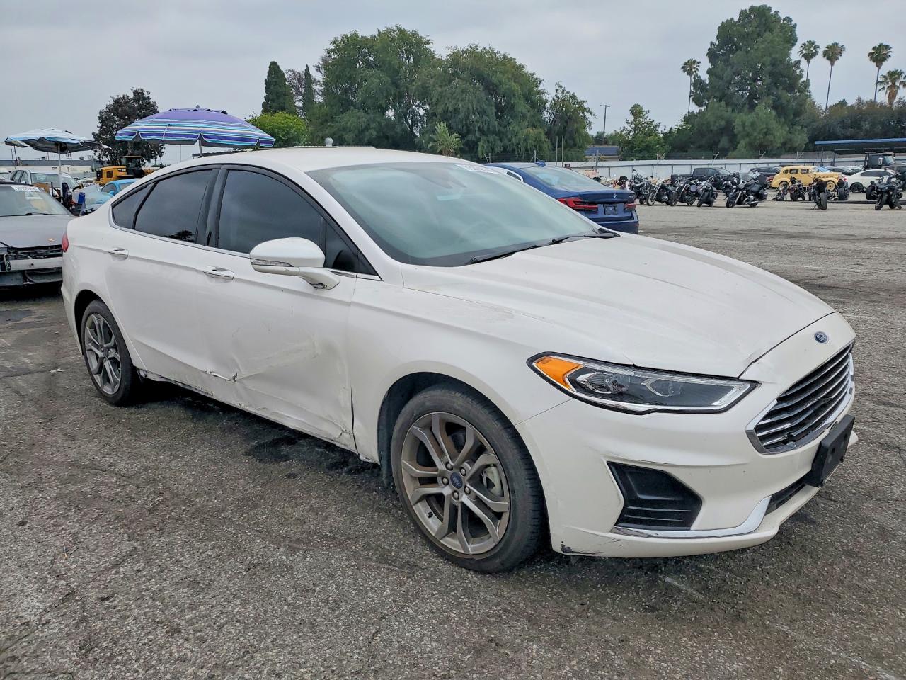 2020 FORD FUSION SEL photo 4