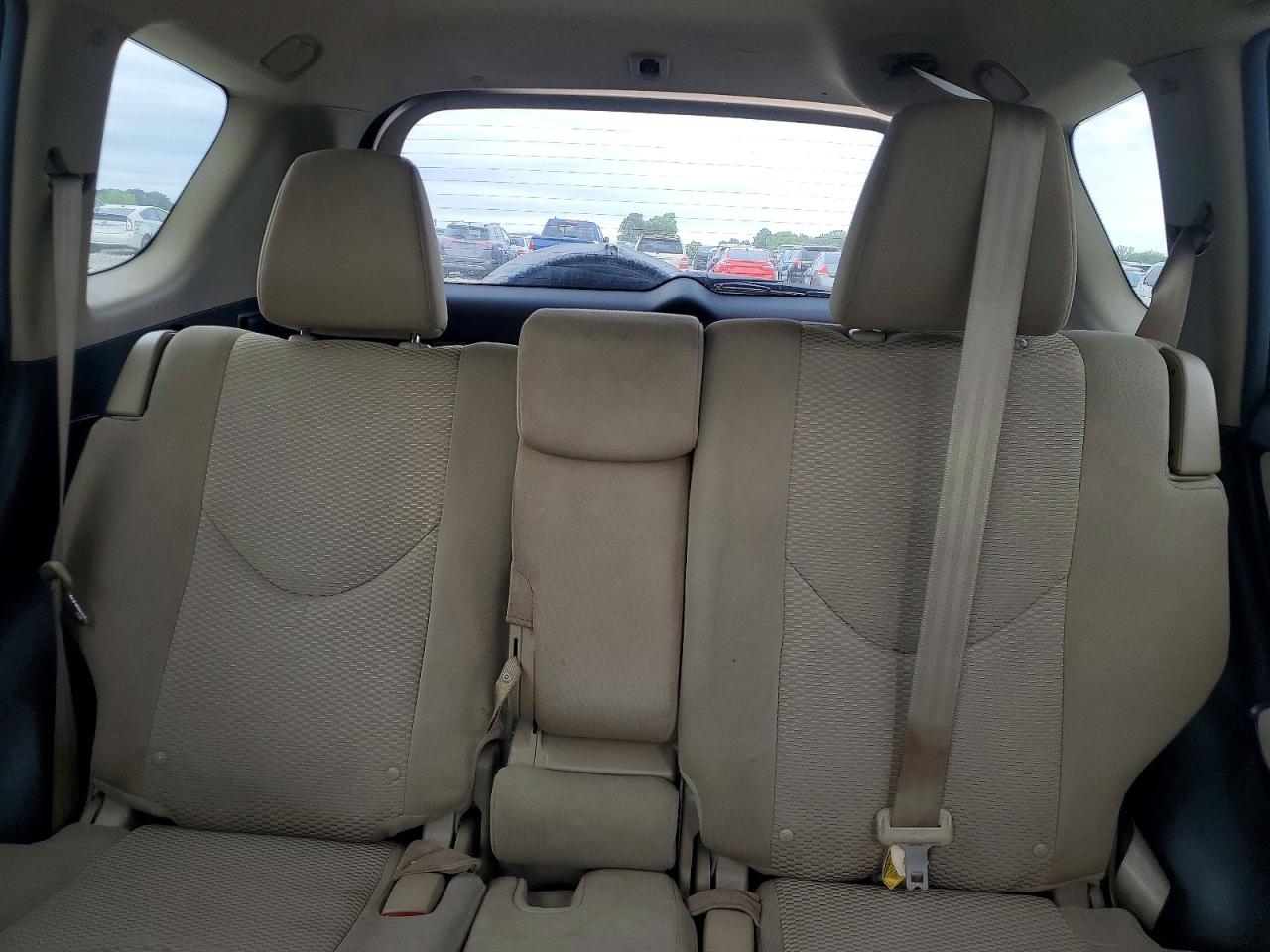 2011 TOYOTA RAV4 BASE photo 28