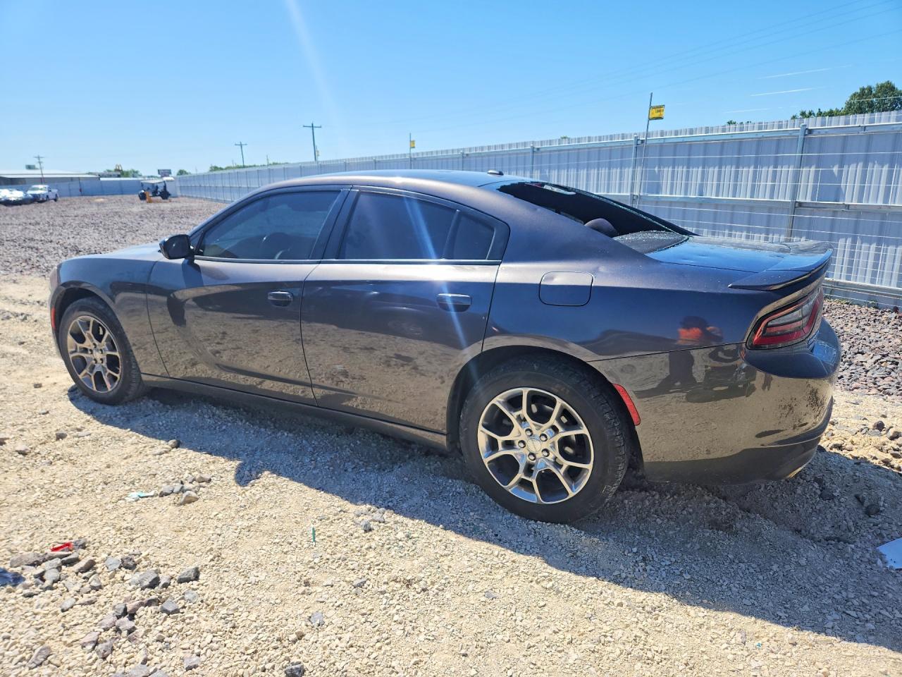 2015 DODGE CHARGER SE photo 3