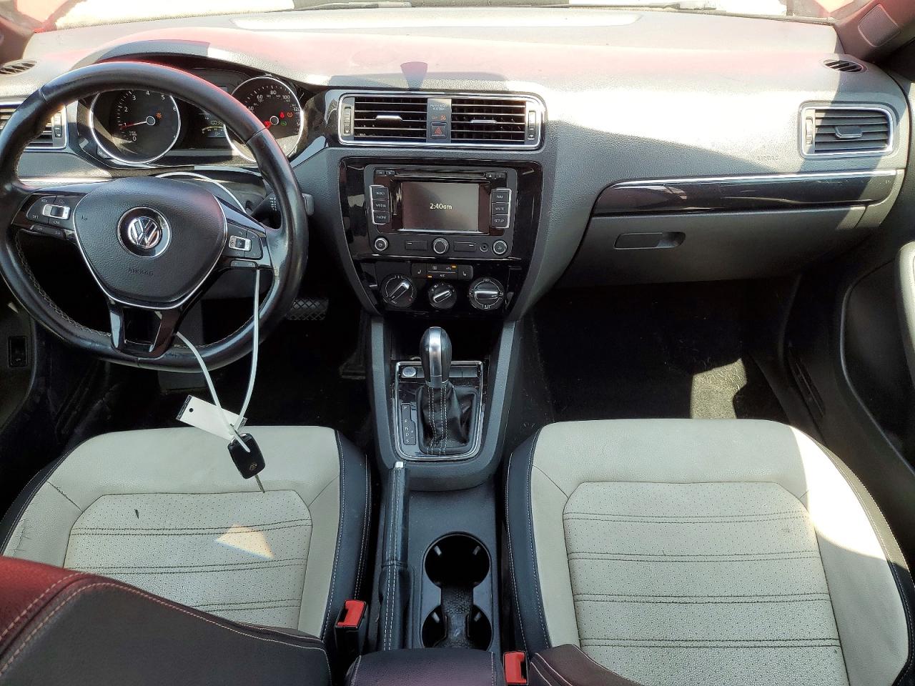 2015 VOLKSWAGEN JETTA SE photo 22