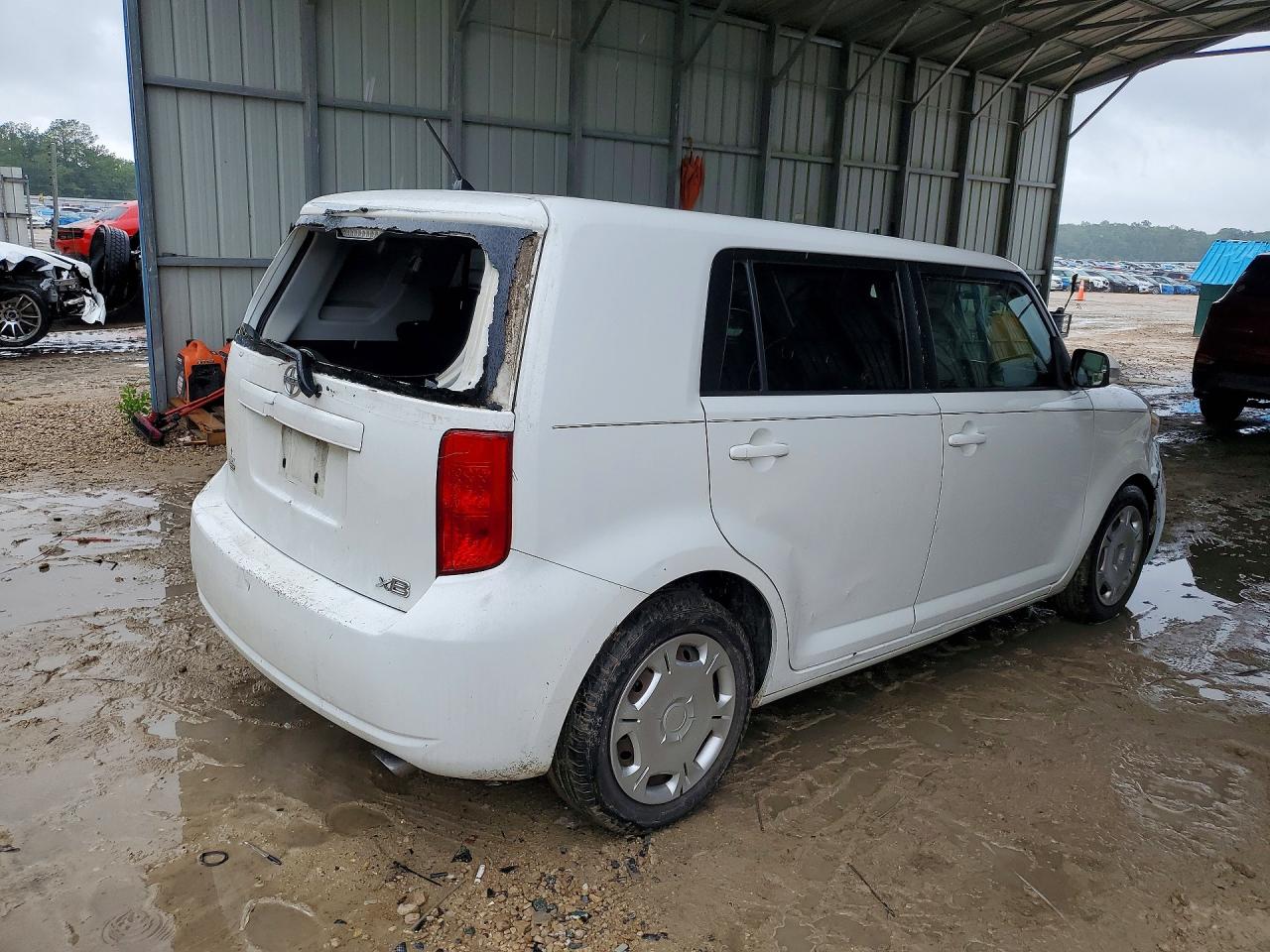 2008 TOYOTA SCION XB photo 5