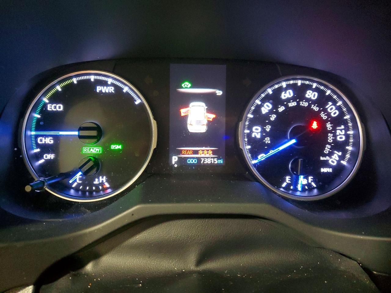 2019 TOYOTA RAV4 LE photo 17