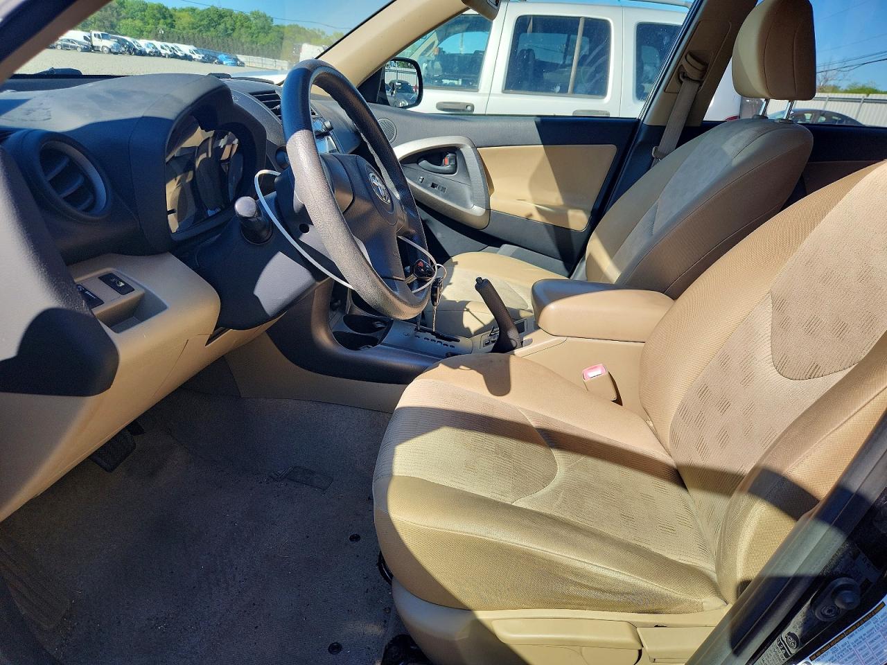 2009 TOYOTA RAV4 BASE photo 13