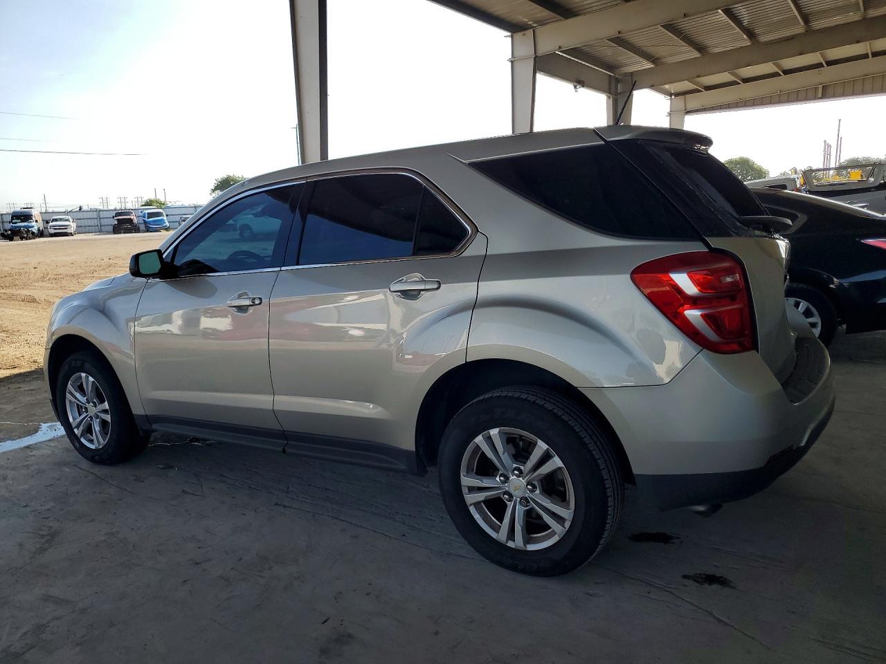 2016 CHEVROLET EQUINOX LS photo 3
