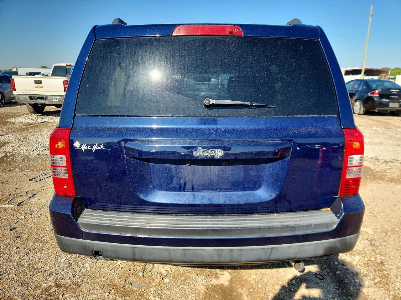 2014 JEEP PATRIOT photo 11