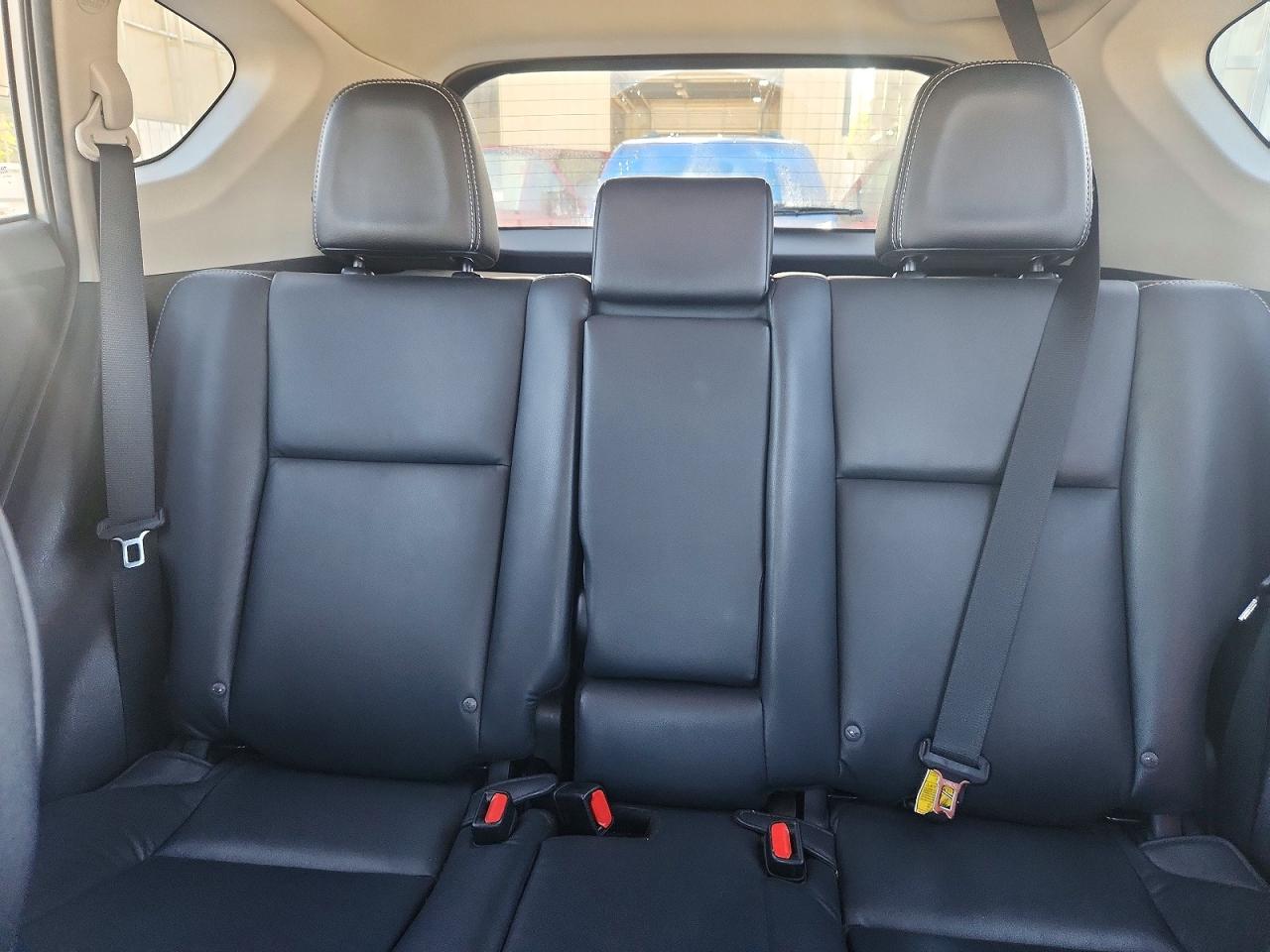 2017 TOYOTA RAV4 LIMITED photo 19