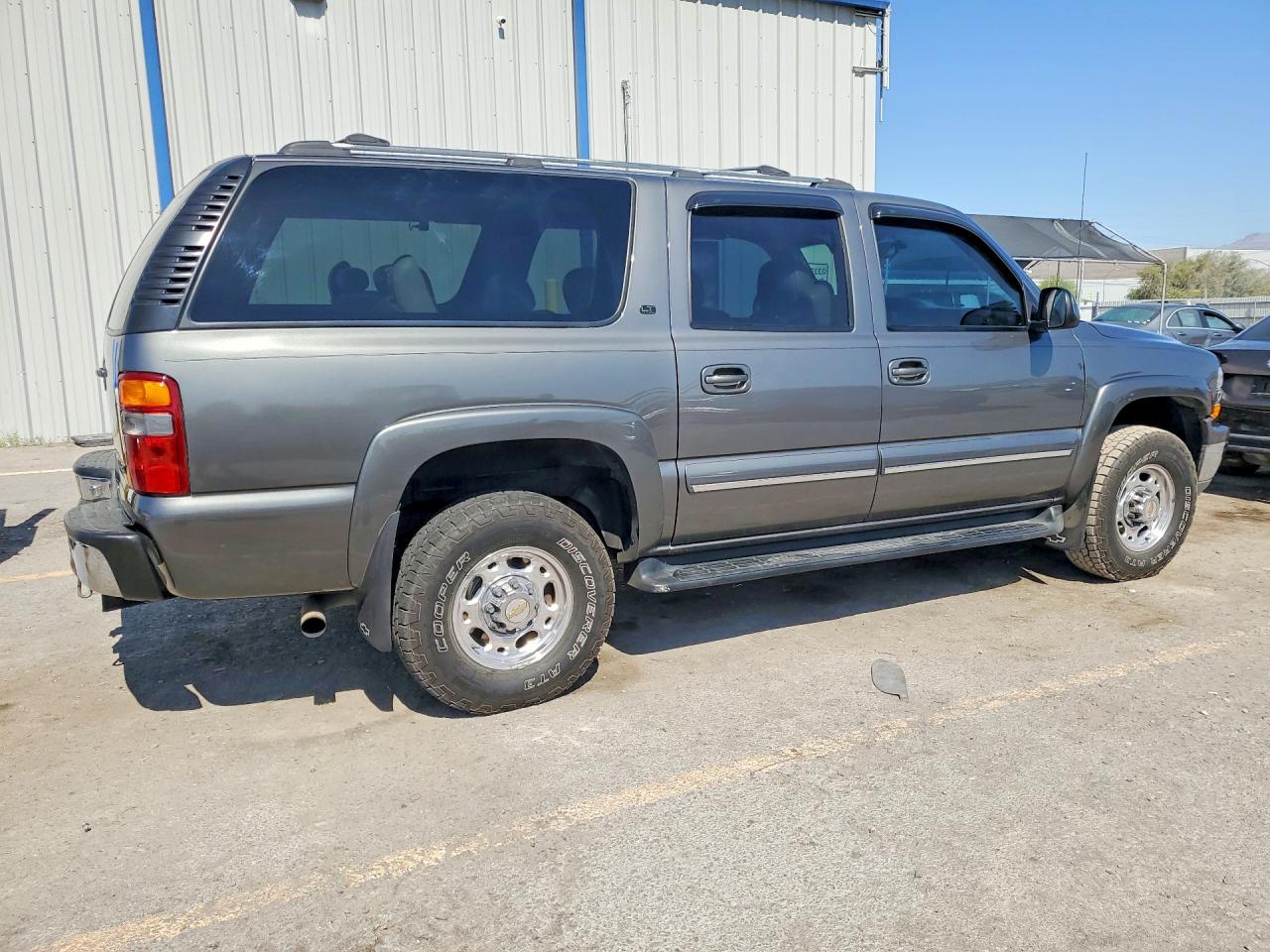 2001 CHEVROLET SUBURBAN K2500 photo 5