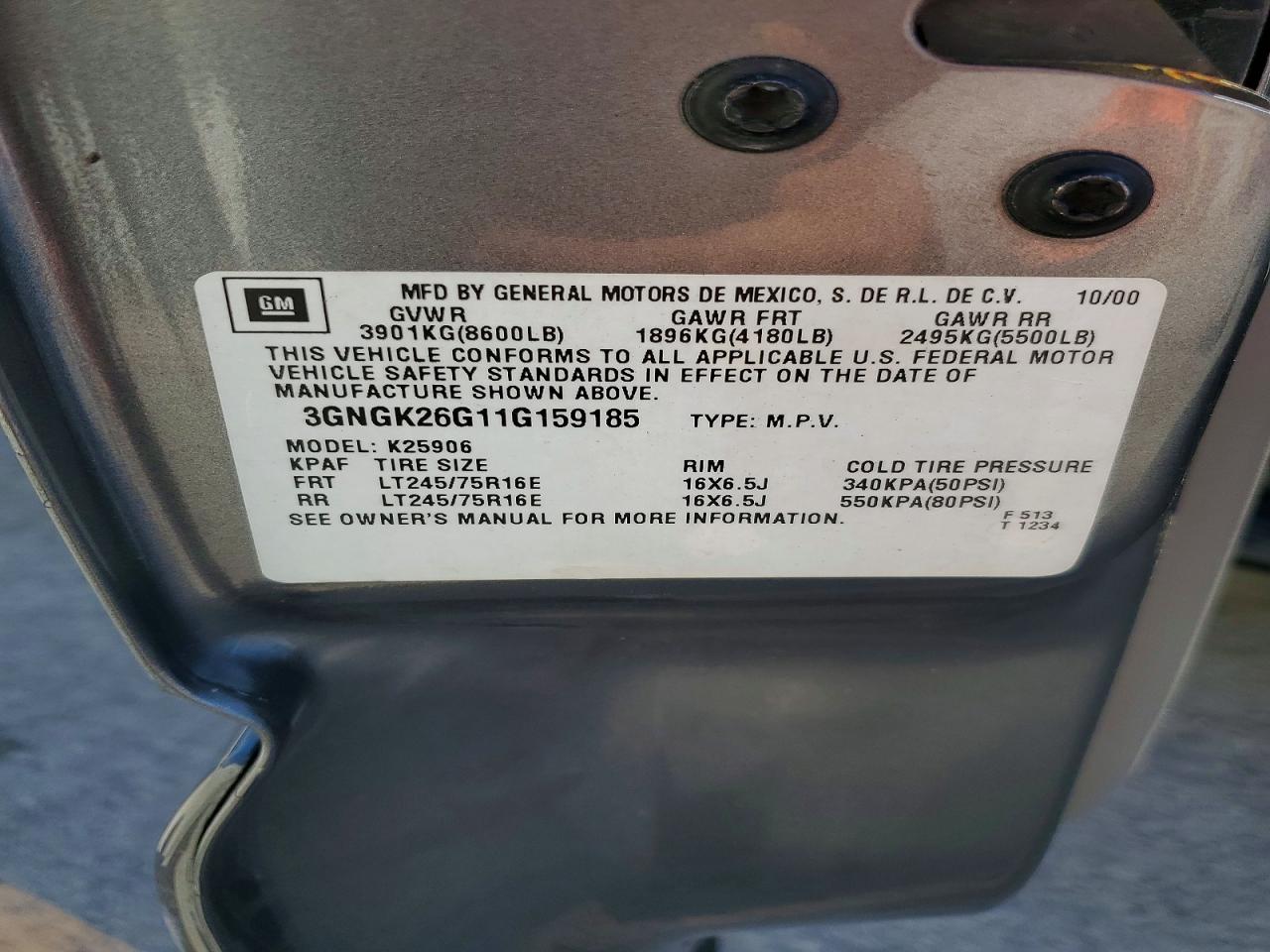 2001 CHEVROLET SUBURBAN K2500 photo 25