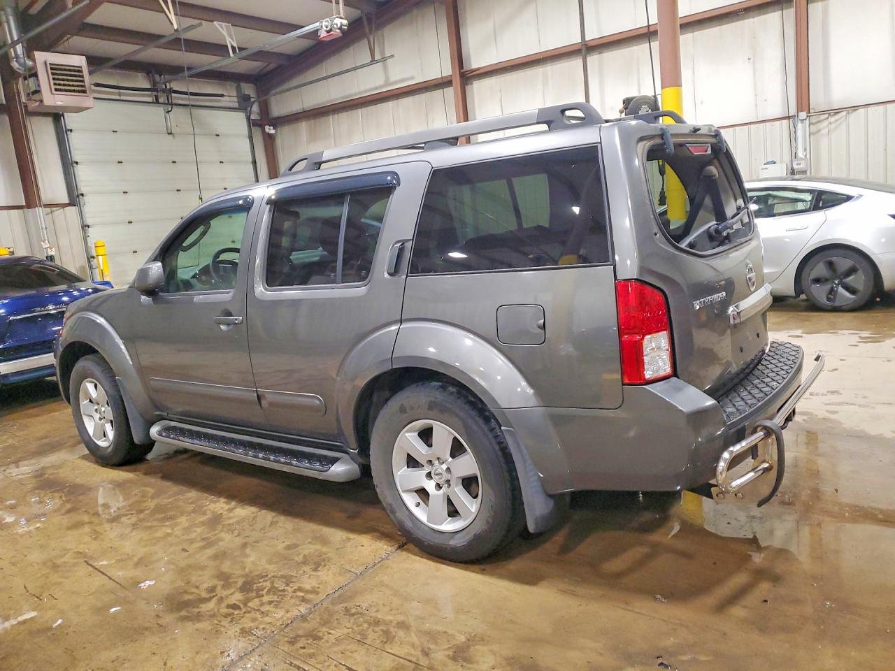 2008 NISSAN PATHFINDER S photo 3