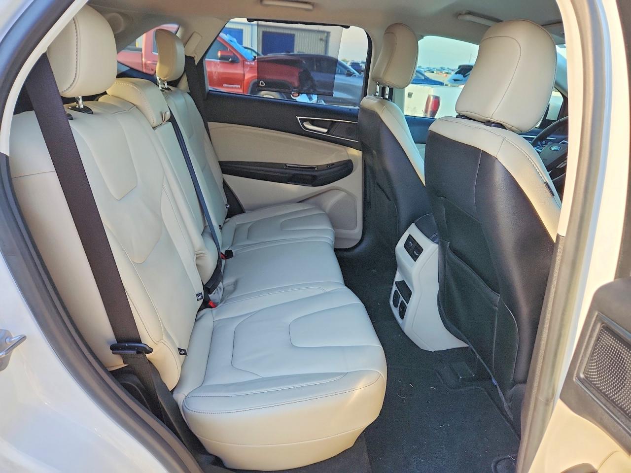 2020 FORD EDGE TITANIUM photo 10