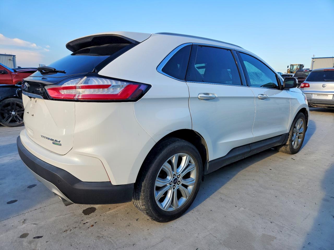 2020 FORD EDGE TITANIUM photo 3