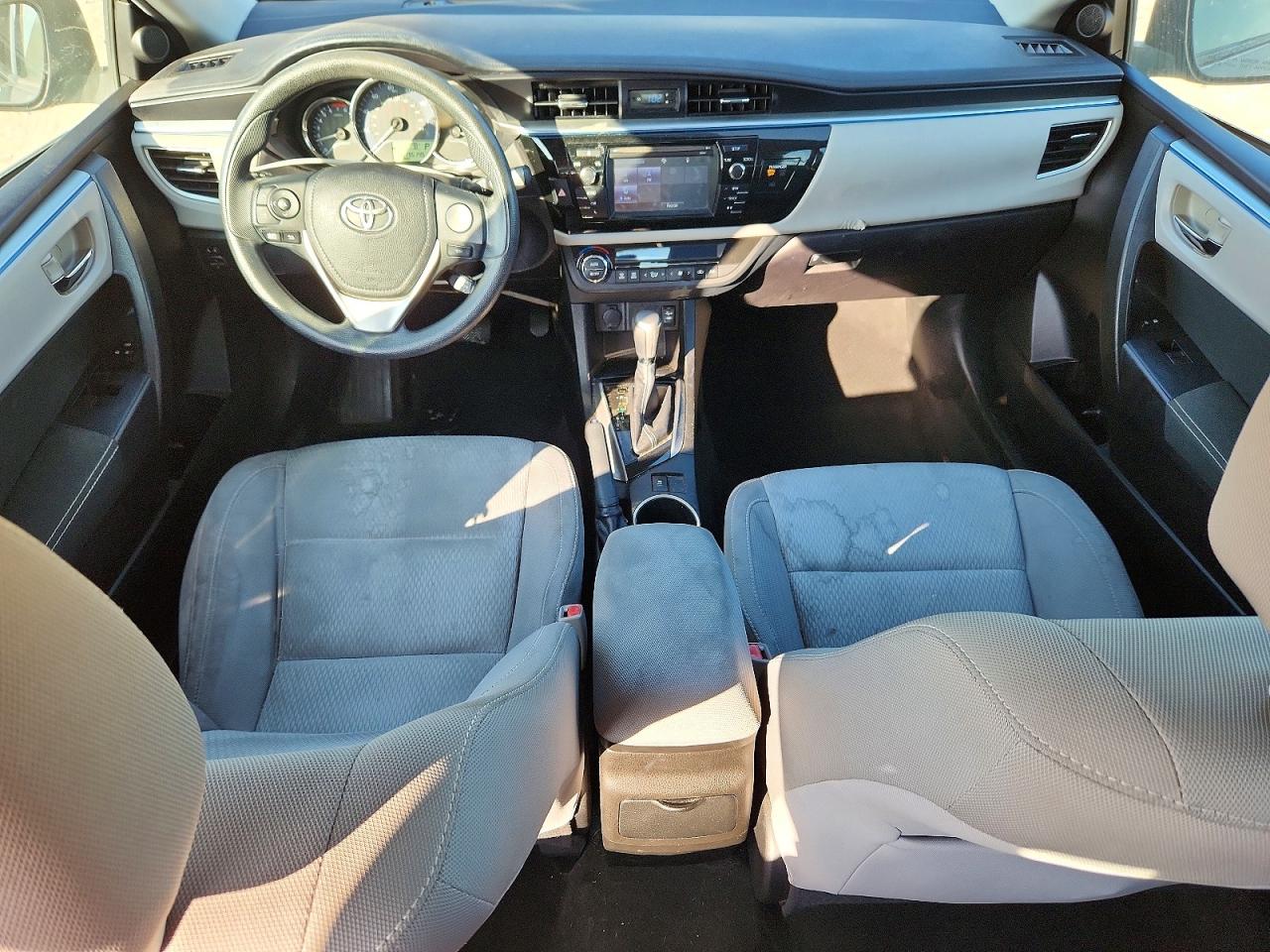 2016 TOYOTA COROLLA LE photo 22