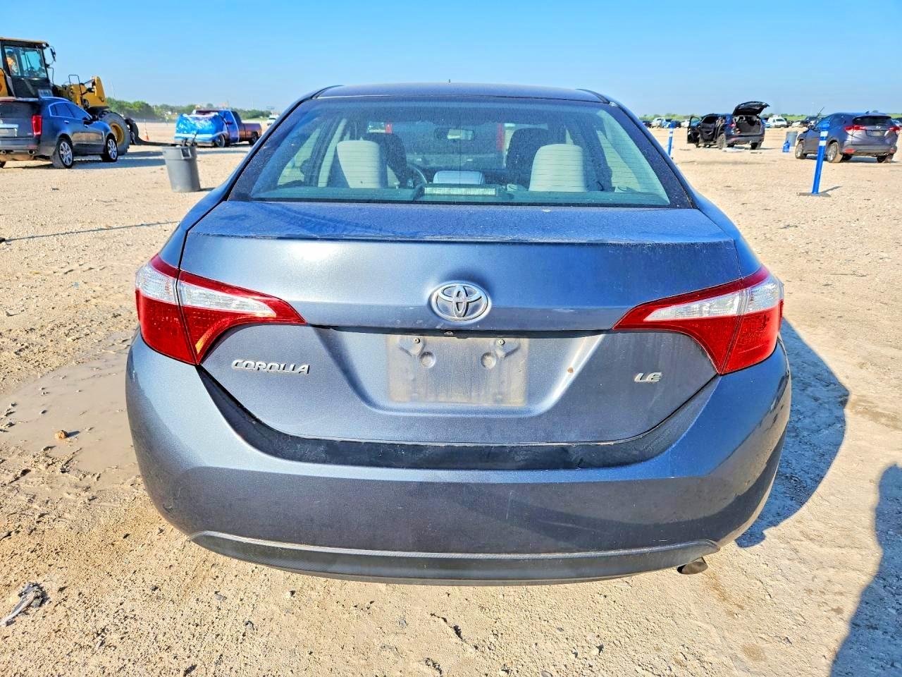 2016 TOYOTA COROLLA LE photo 16
