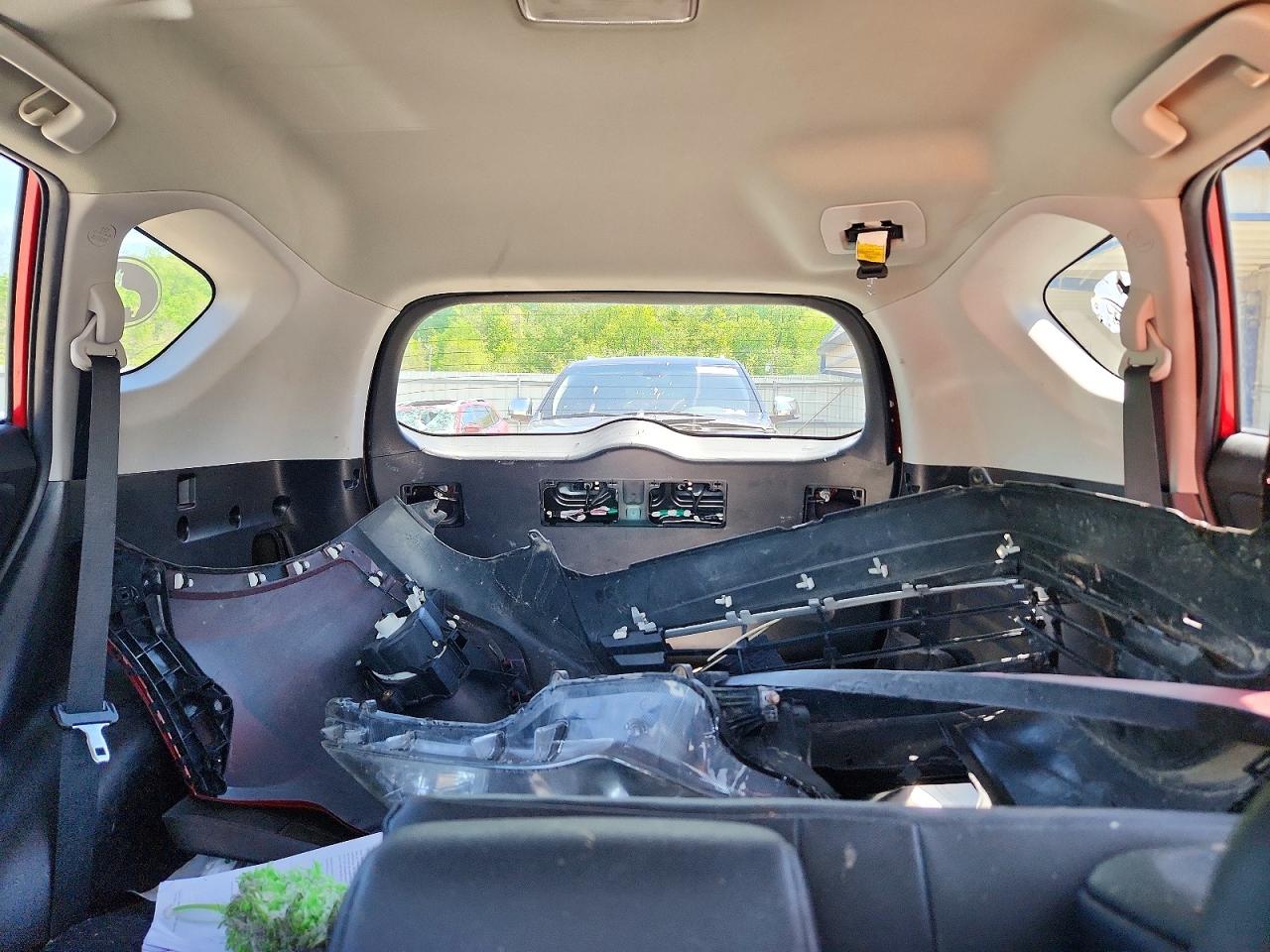 2015 TOYOTA RAV4 LIMITED photo 28