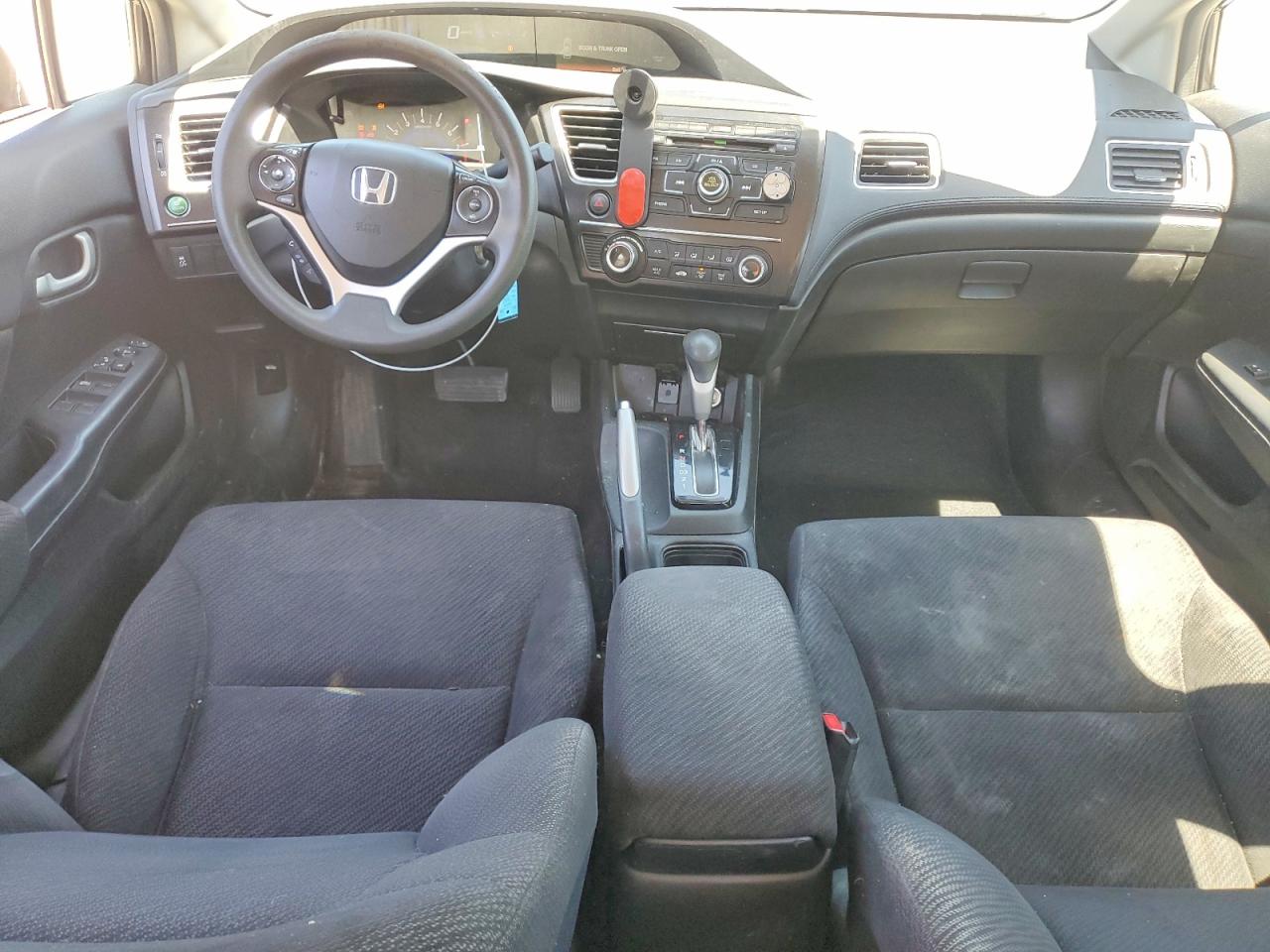 2013 HONDA CIVIC LX photo 22