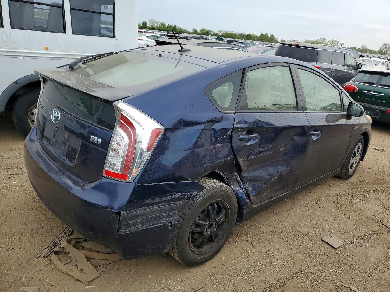 2012 TOYOTA PRIUS THREE photo 3