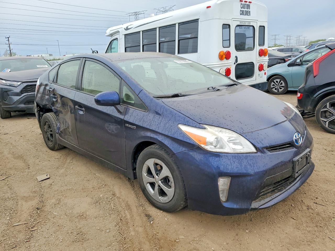 2012 TOYOTA PRIUS THREE photo 4