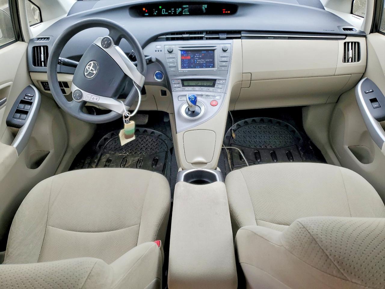 2012 TOYOTA PRIUS THREE photo 8
