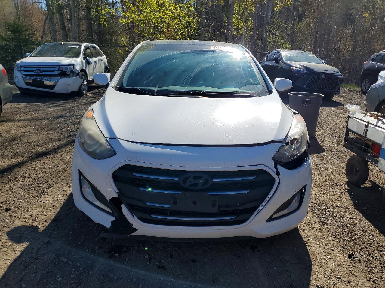 2016 HYUNDAI ELANTRA GT BASE photo 9