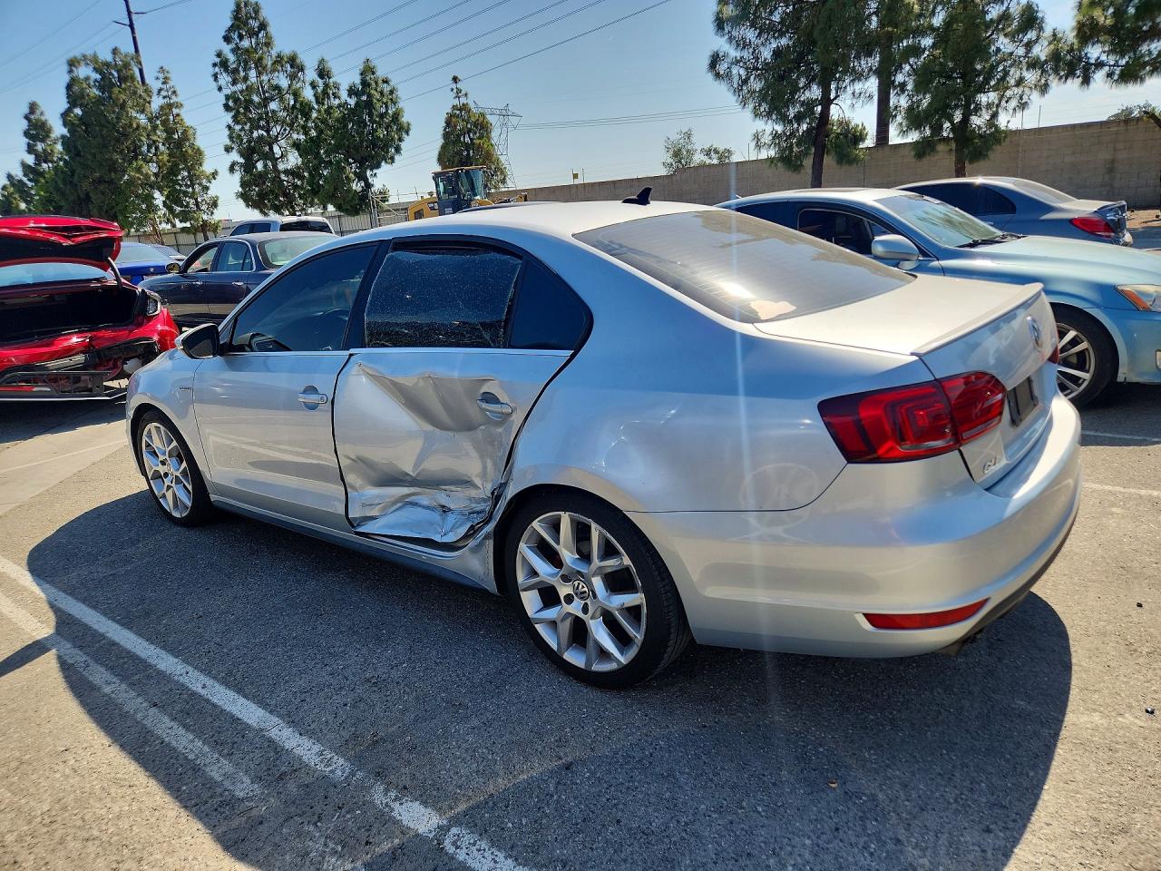 2014 VOLKSWAGEN JETTA GLI photo 2