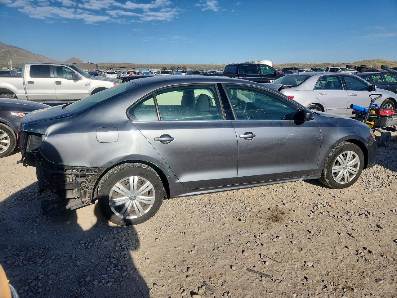 2017 VOLKSWAGEN JETTA S photo 5