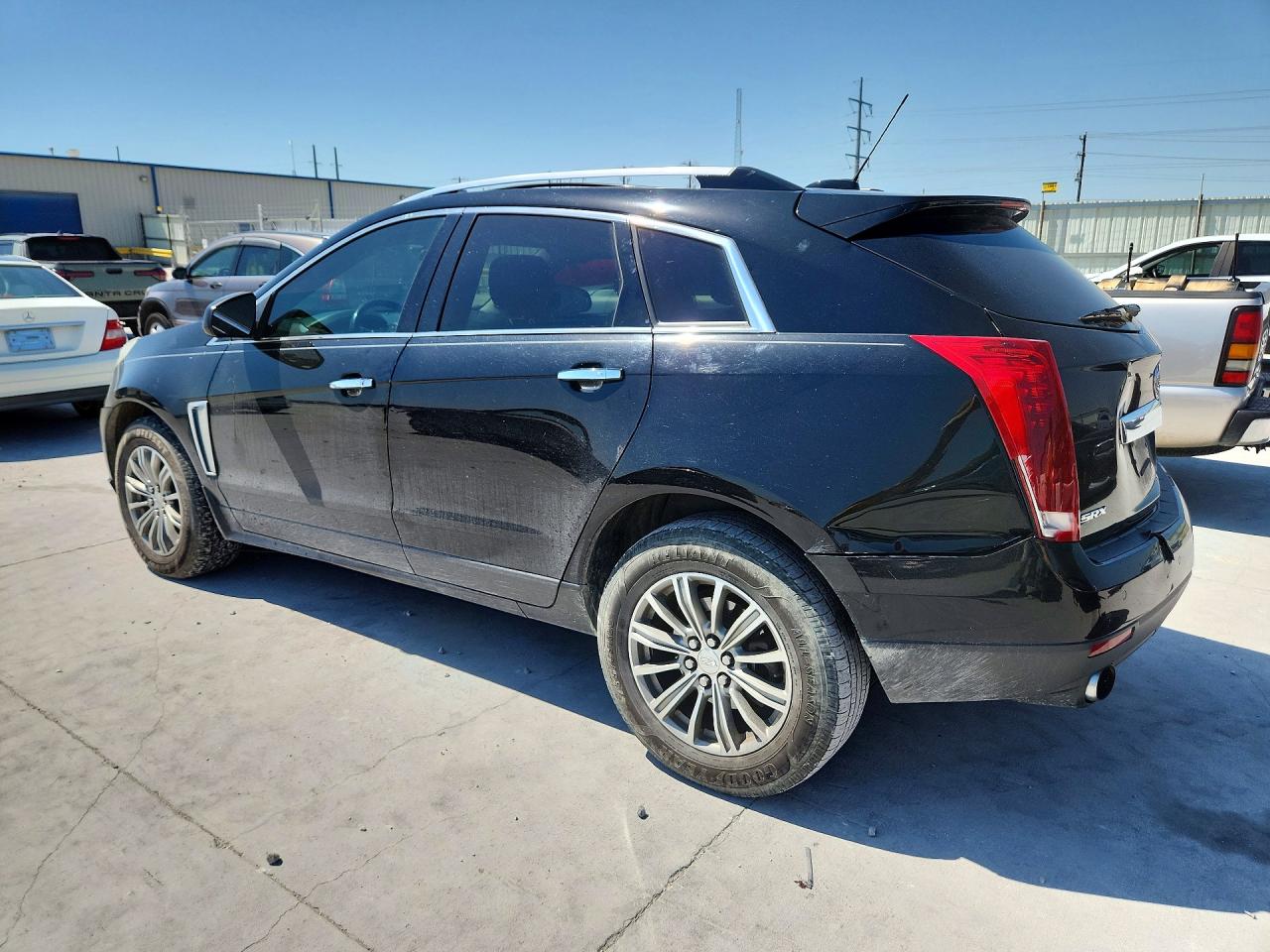 2016 CADILLAC SRX LUXURY COLLECTION photo 2