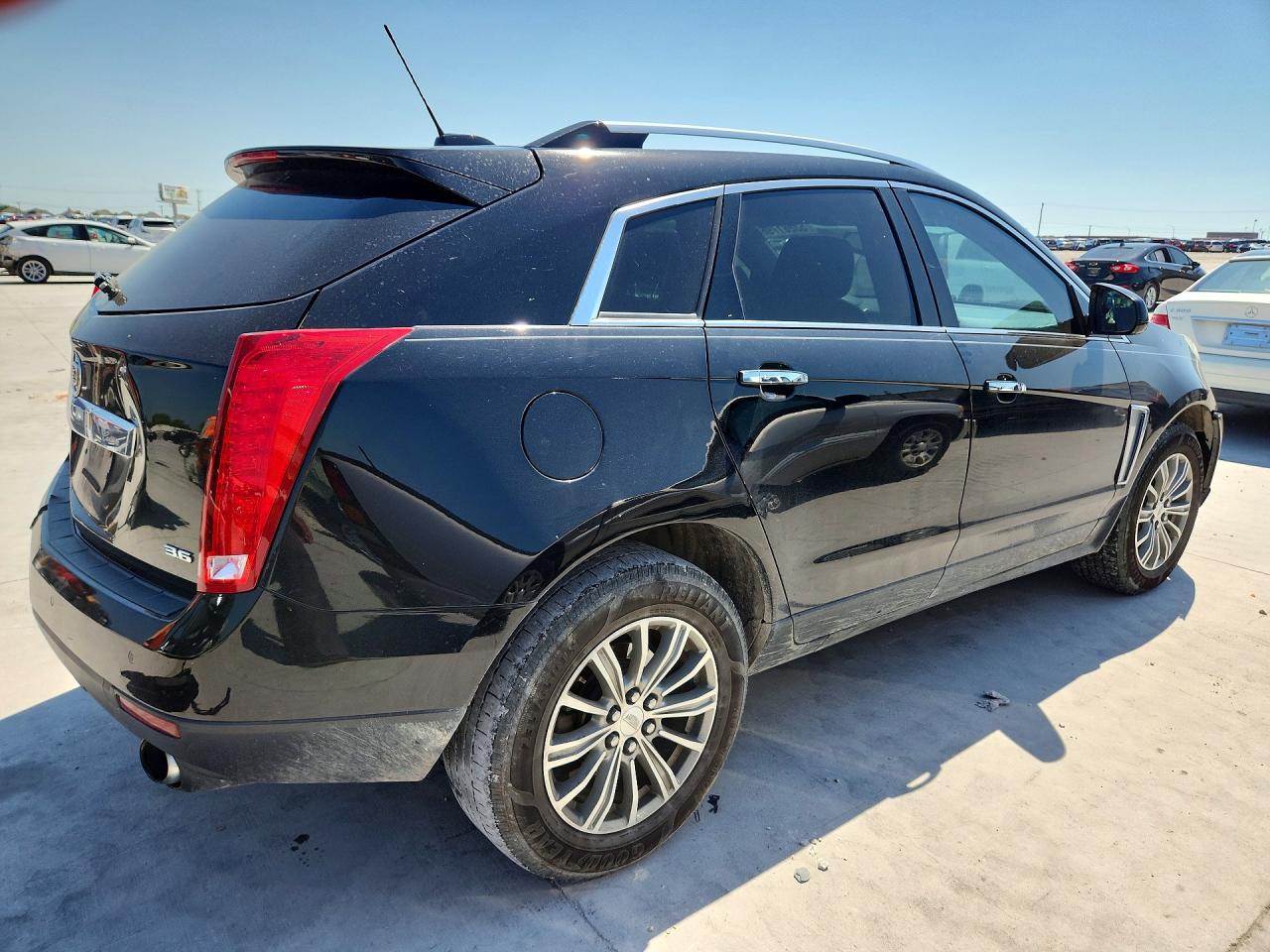 2016 CADILLAC SRX LUXURY COLLECTION photo 3