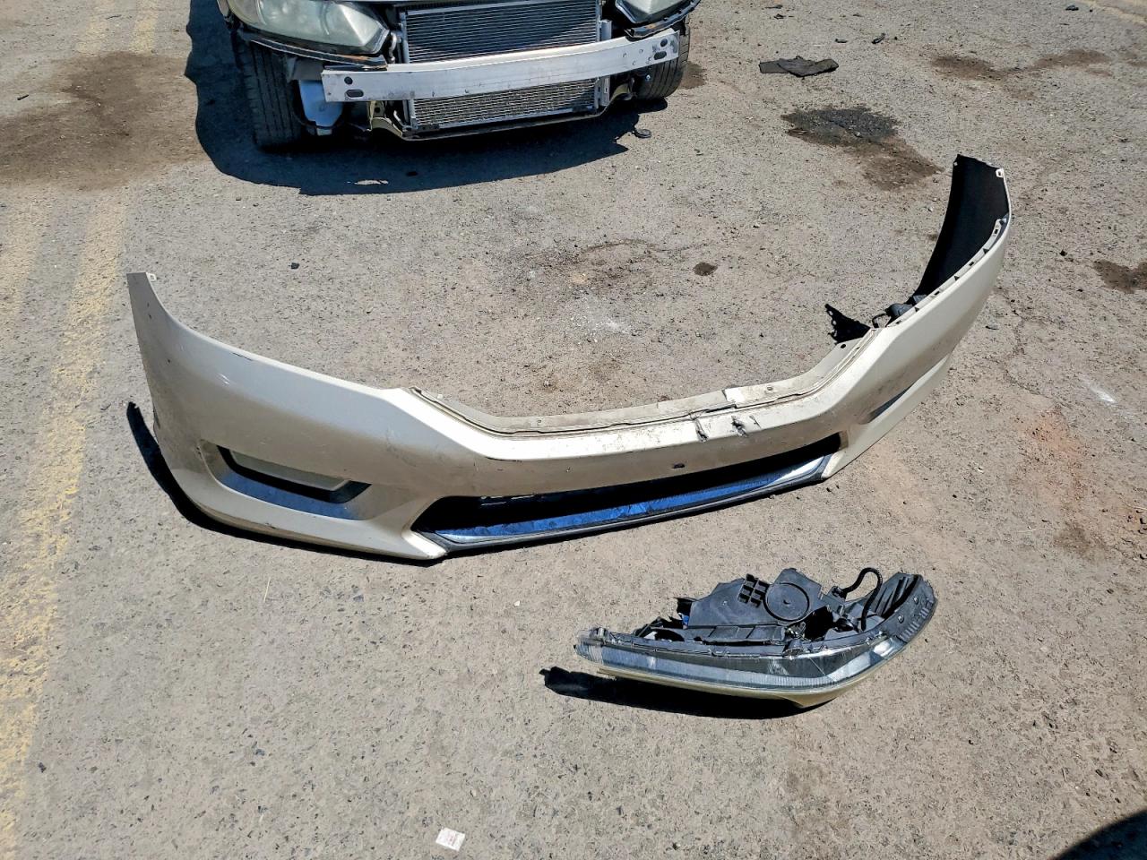 2013 HONDA ACCORD EXL photo 23