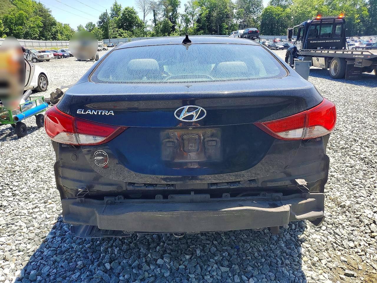 2016 HYUNDAI ELANTRA SE photo 16