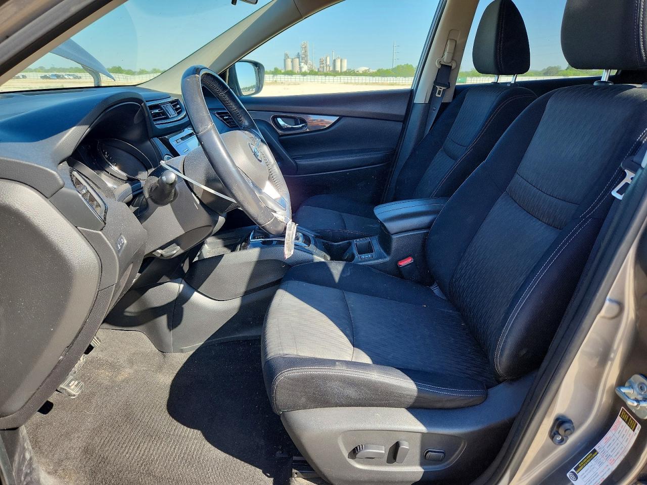 2017 NISSAN ROGUE SV photo 7