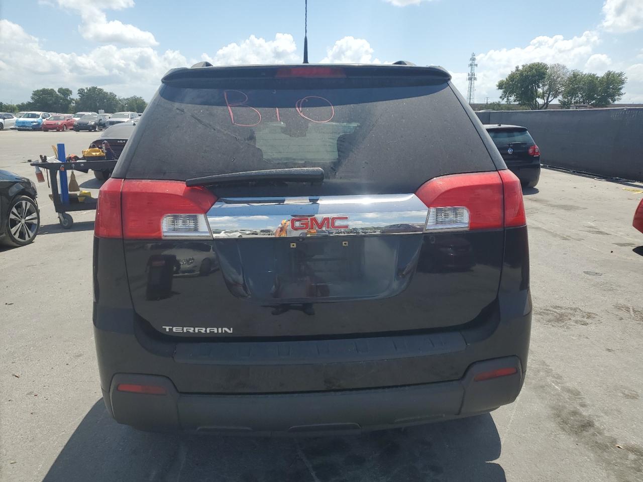 2012 GMC TERRAIN SLE photo 11