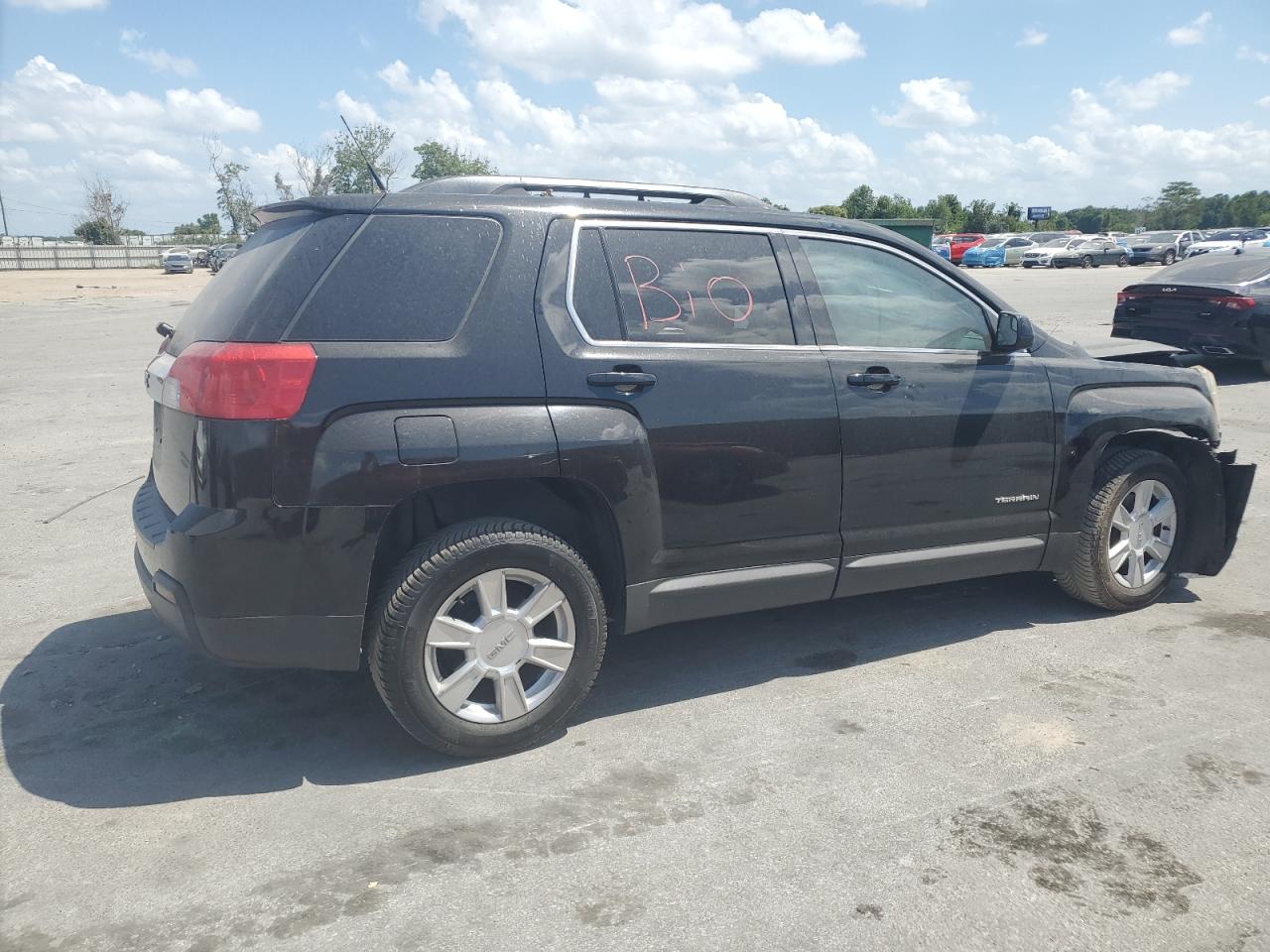 2012 GMC TERRAIN SLE photo 5