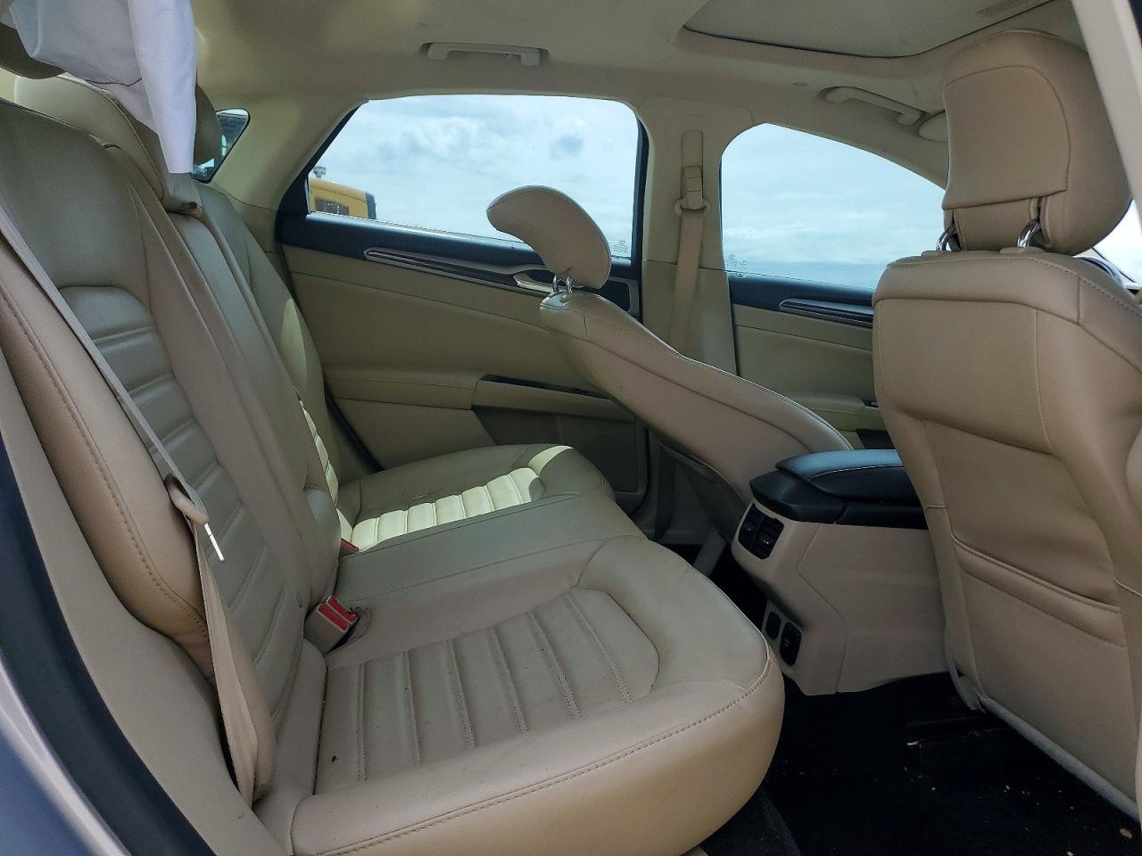 2014 FORD FUSION SE HYBRID photo 19