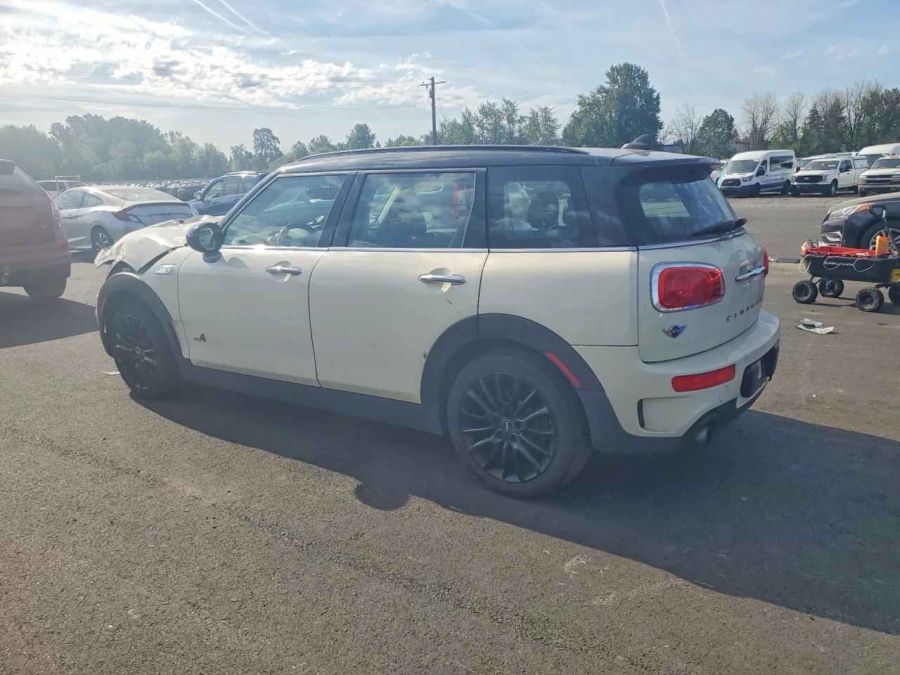 2017 MINI COOPER S CLUBMAN ALL4 photo 3