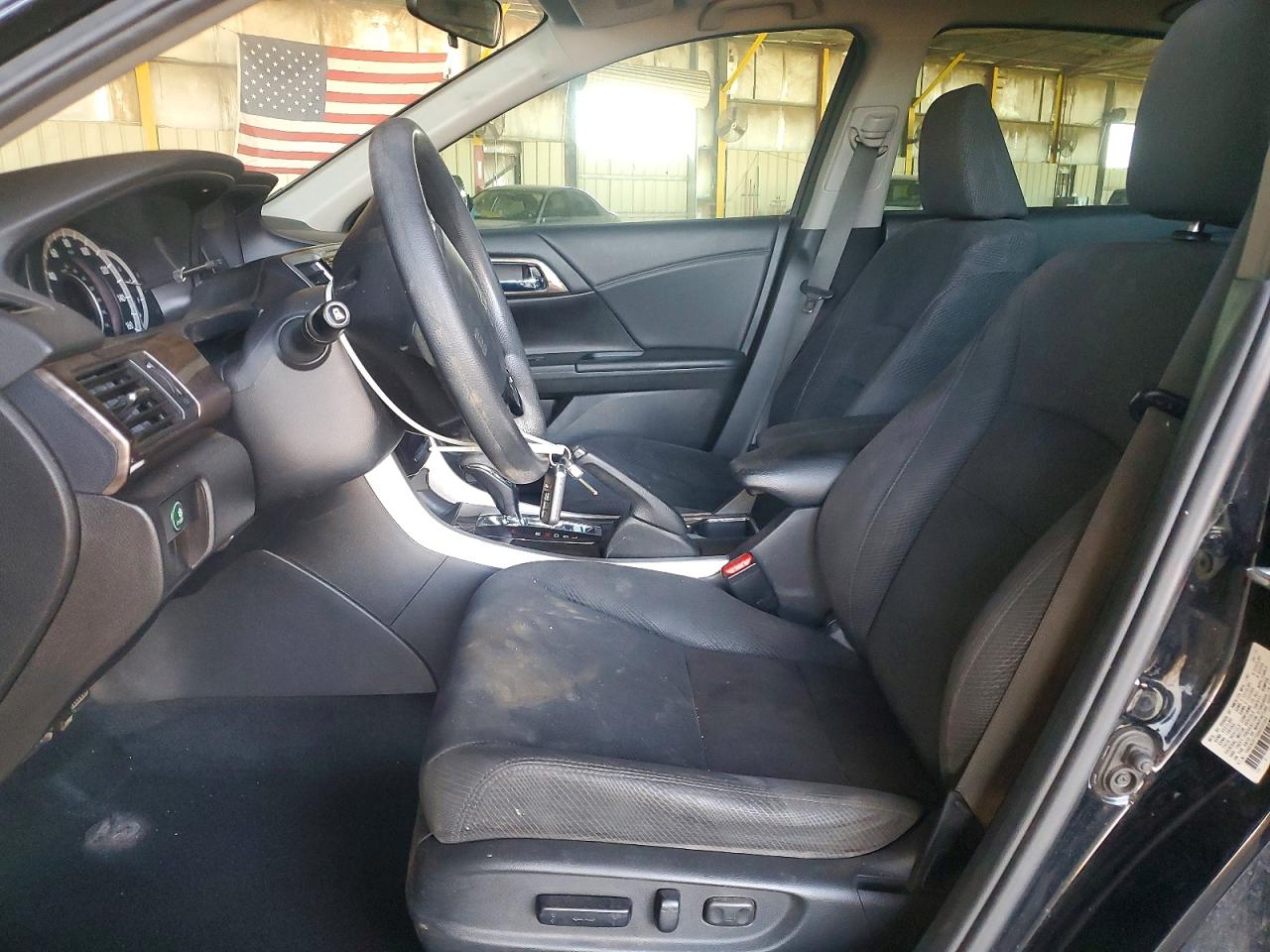 2016 HONDA ACCORD EX photo 13