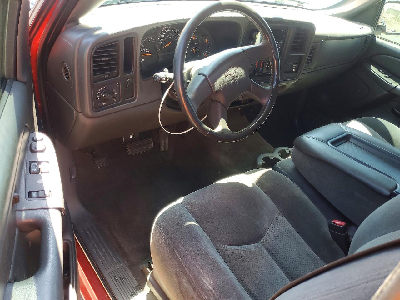 2004 CHEVROLET SILVERADO C1500 photo 15